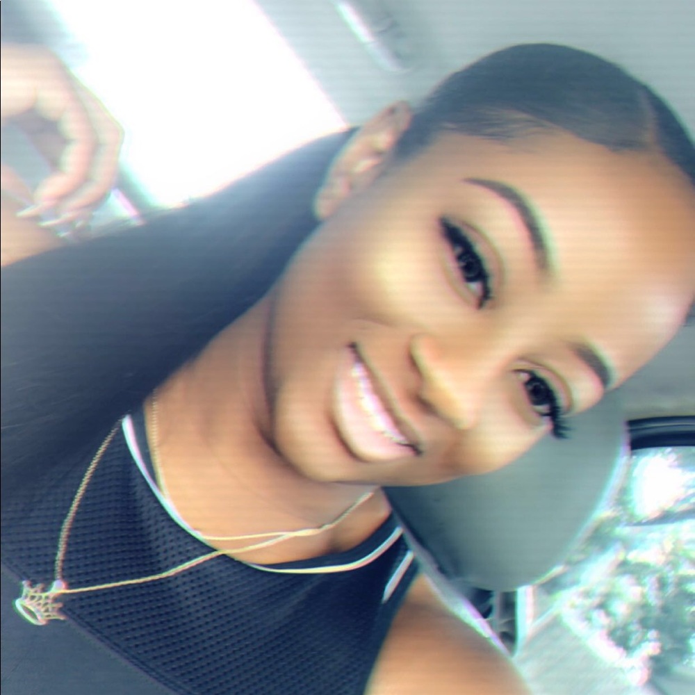 Meet your Posher, Jaleese